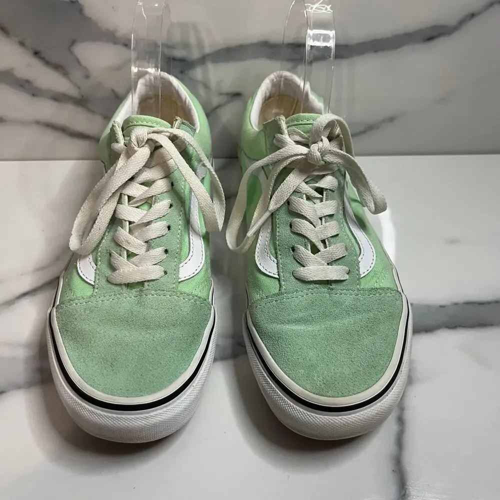 Vans Skateboard Mint Green Low Top Suede Leather Sneakers Men Sz 6 Women Sz 7.5